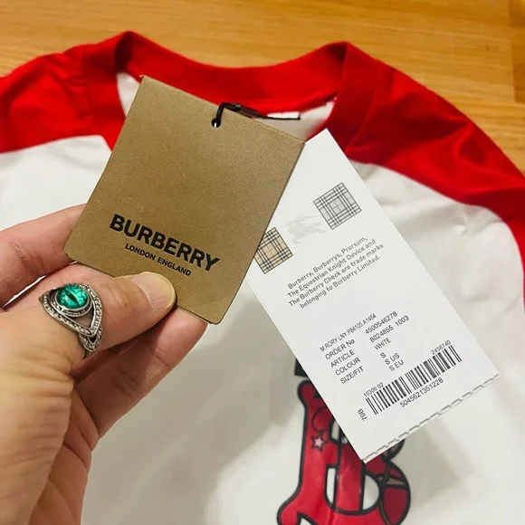NWT Men’s Small/Women’s Medium Burberry Rory Monogram Motif Sweatshirt White/Red